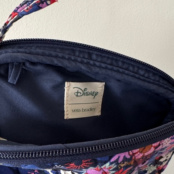 Vera Bradley Disney hip bag with Flirty Mickey and Minnie Floral Design - Picture 3 of 3